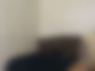 bee and miah's Live Sex Cam Show