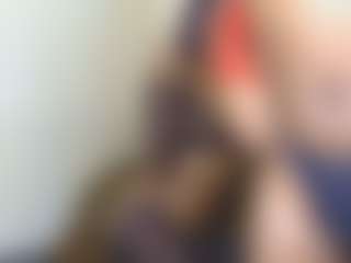 bee and miah's Live Sex Cam Show