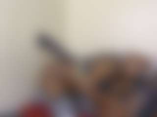bee and miah's Live Sex Cam Show