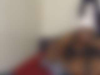 bee and miah's Live Sex Cam Show