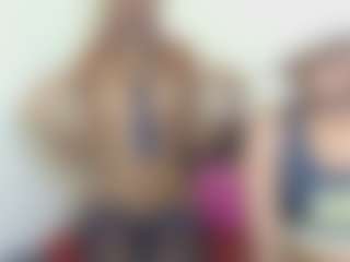 bee and miah's Live Sex Cam Show