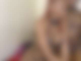 bee and miah's Live Sex Cam Show