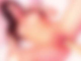 Live cam show with DakotAroms - Beauty on Dolls Live
