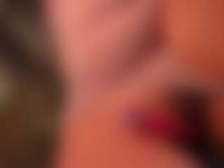 Hailey-Fox's Live Sex Cam Show