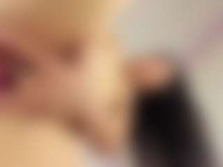 luna-maisonn's Live Sex Cam Show