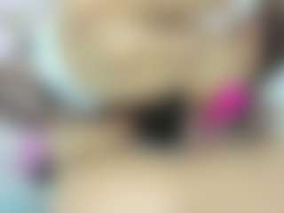 Live cam show with luna-maisonn - Dirty on Camversity