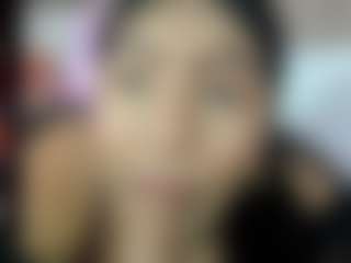 Live cam show with luna-maisonn - Striptease on 1on1-livenow