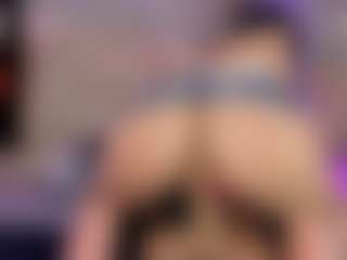 Show de cam en vivo con luna-maisonn - Average en Camsoda