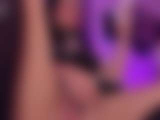 Isabella-Flowers's Live Sex Cam Show