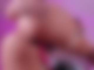 Isabella-Flowers's Live Sex Cam Show