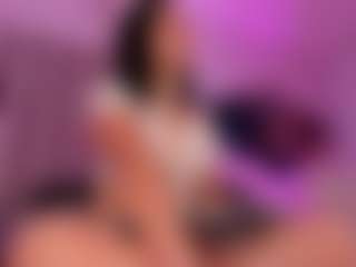 Isabella-Flowers's Live Sex Cam Show