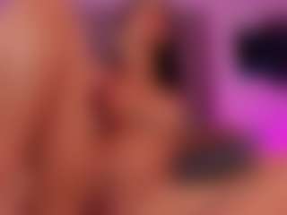 Live cam show with Isabella-Flowers - Ass Clapping on TeamSkeetLive
