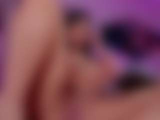 Live cam show with Isabella-Flowers - Bikini on Camsoda