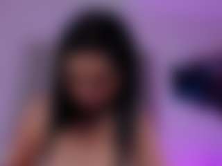 Live cam show with Isabella-Flowers - Ass Clapping on Camming Site