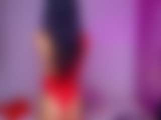 Live cam show with Naughty Queen - Thin on chickslive.net