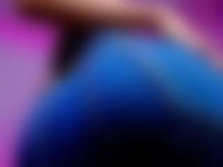 Live cam show with Naughty Queen - Thin on Nude Live Now