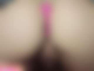 Live cam show with Salomear - Big Tits on Milfs Live