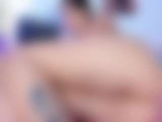 Live cam show with hailey-hadid - Petite on anonymated.com