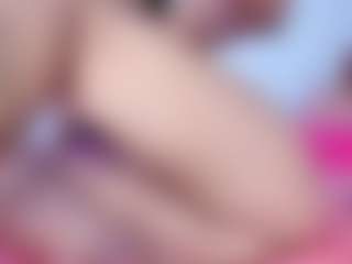 hailey-hadid's Live Sex Cam Show