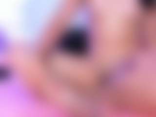 Live cam show with hailey-hadid - Brown Hair on CamwithHer