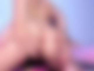 hailey-hadid's Live Sex Cam Show