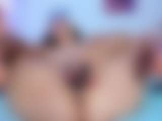 Live cam show with hailey-hadid - Control on Camsoda