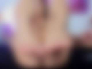 hailey-hadid's Live Sex Cam Show