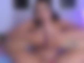 hailey-hadid's Live Sex Cam Show