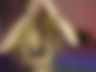 Live cam show with Heysiryy - Blonde Hair on StripNow