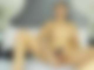 Live cam show with Isa06 - Blue Eyes on justonemore.cc