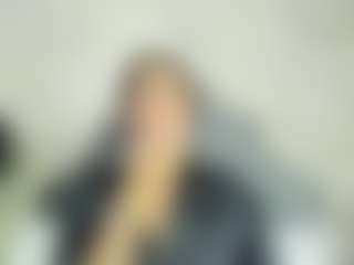 Live cam show with Isa06 - Upskirt on Camiplay Live