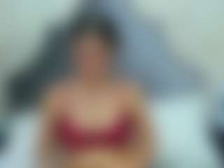 Live cam show with Isa06 - Upskirt on camwithhim.com