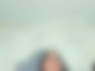 Live cam show with Isa06 - Upskirt on Gym Cam Girls