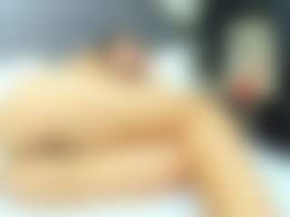 Live cam show with Isa06 - Blue Eyes on Soda Cam