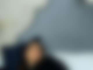 Live cam show with Isa06 - Upskirt on CamSodaAdn