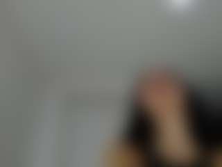 Live cam show with Bella - Tease on madthumbs