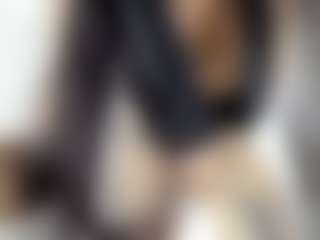 Live cam show with Bella - Implants on liverealitysex.com