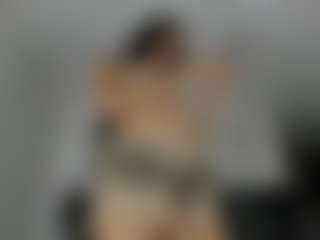 Bella's Live Sex Cam Show