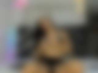 Live cam show with Bella - Orgasm on Camsoda