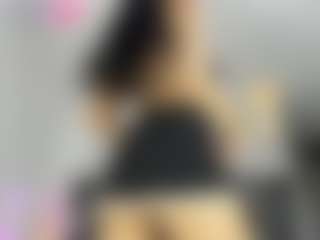 Bella's Live Sex Cam Show