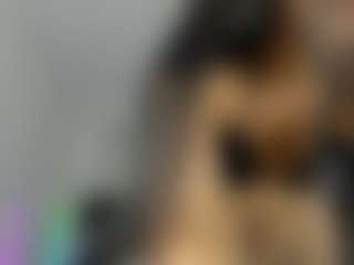 Live cam show with Bella - Lean on Hubzter Live