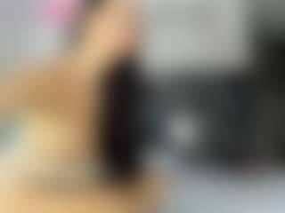 Bella's Live Sex Cam Show