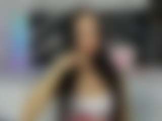 Live cam show with Bella - Brown Eyes on Gym Cam Girls