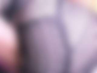 Live cam show with Kendall-Jay - Gamer Big Tits on Livezox