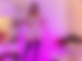 Live cam show with Kendall-Jay - Mature on Hubzter Live