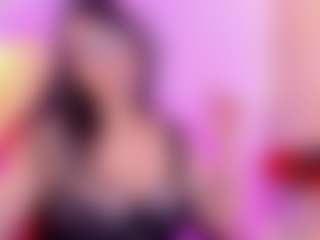 Live cam show with Kendall-Jay - Tease Mature on Camsoda