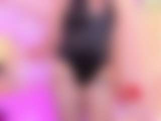 Live cam show with Kendall-Jay - Facial on Camming Site