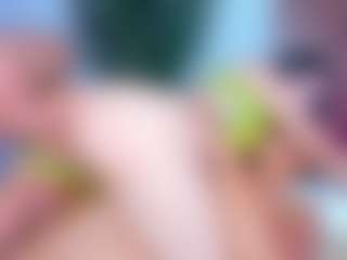 kylie-model's Live Sex Cam Show