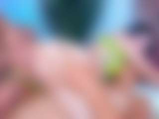 kylie-model's Live Sex Cam Show