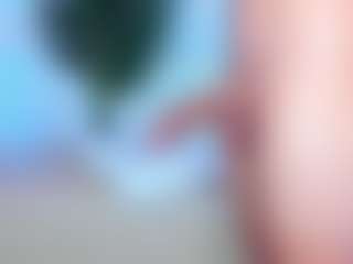 Live cam show with kylie-model - Strip on Free Soda